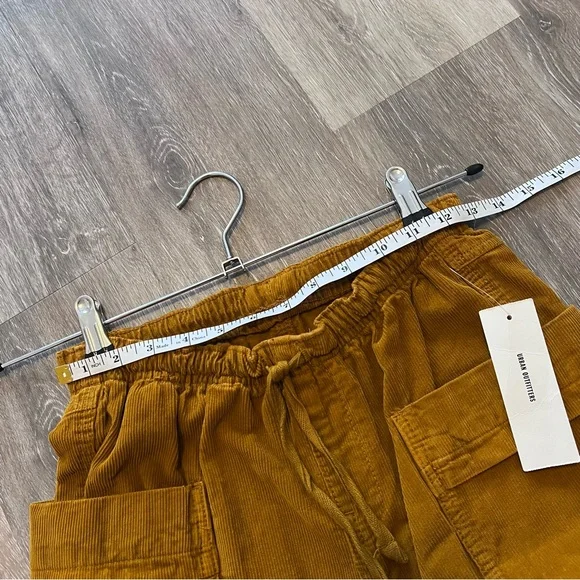 NWT urban outfitters kimchi blue corduroy‎ lowrise baggy pants - Picture 7 of 9